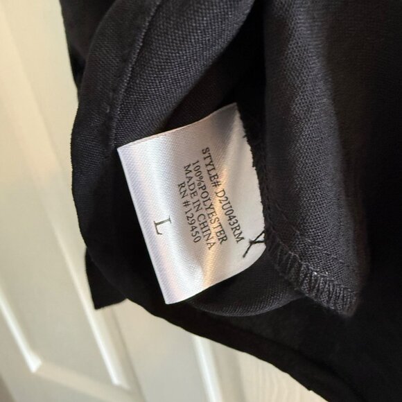 Fred Davis Women’s Button Down Blouse, Black, Large - Picture 5 of 7